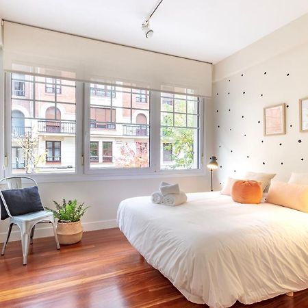 Gran Apartamento Con Estilo En El Centro De Bilbao Esterno foto