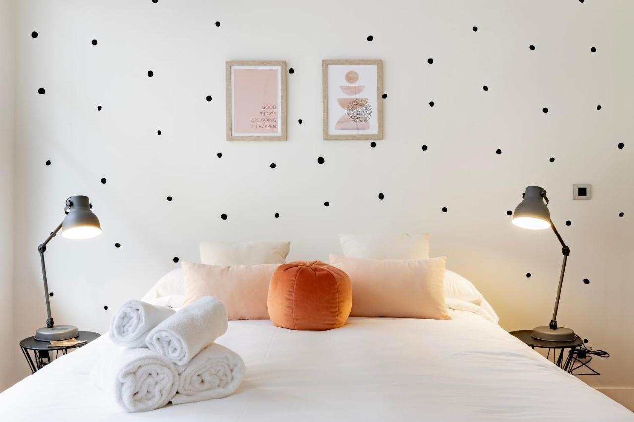 Gran Apartamento Con Estilo En El Centro De Bilbao Esterno foto