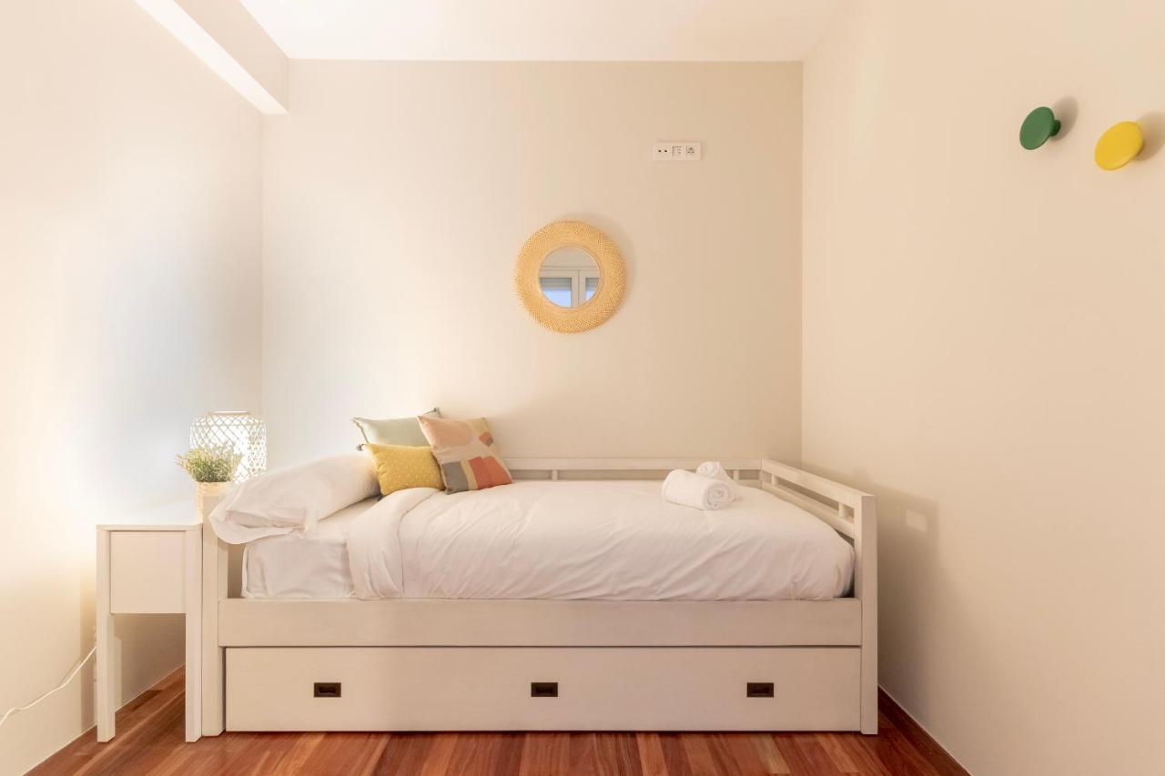 Gran Apartamento Con Estilo En El Centro De Bilbao Esterno foto