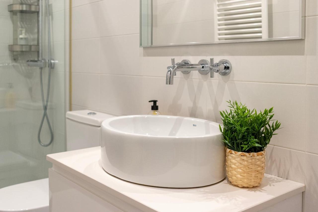 Gran Apartamento Con Estilo En El Centro De Bilbao Esterno foto